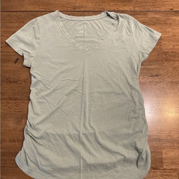 Pregnancy Announcement Tee and Maternity Tee Bundle - Picture 4 of 7